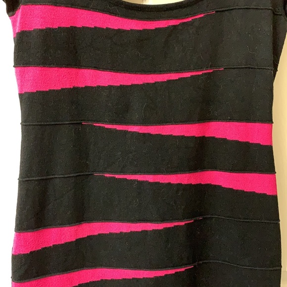 🌷3 for$20🌷Pink Rose, US M, Black & Pink Stripe Short Sleeve Bow Cut Out Dress - Picture 2 of 8